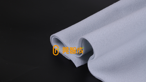 聚酯針刺無(wú)紡布-不掉毛，外表光滑
