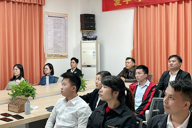 智成纖維第212期讀書會 智成纖維第212期讀書會