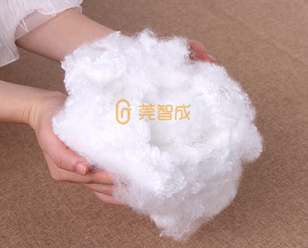 聚酯針刺無(wú)紡布原材料 聚酯針刺無(wú)紡布原材料