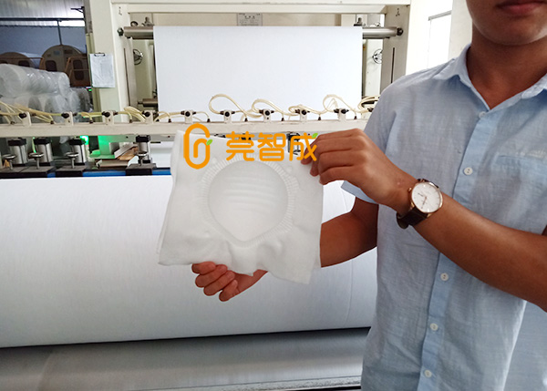 口罩針刺棉車間 口罩針刺棉車間