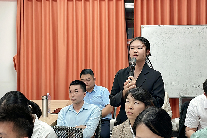 智成纖維第211期讀書會 智成纖維第211期讀書會