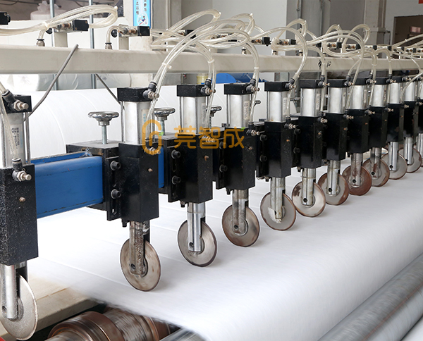 針刺棉分切設備 針刺棉分切設備