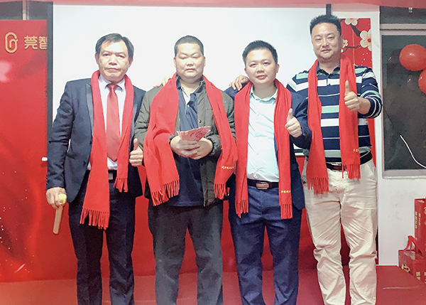 一等獎(jiǎng)獲得者 一等獎(jiǎng)獲得者