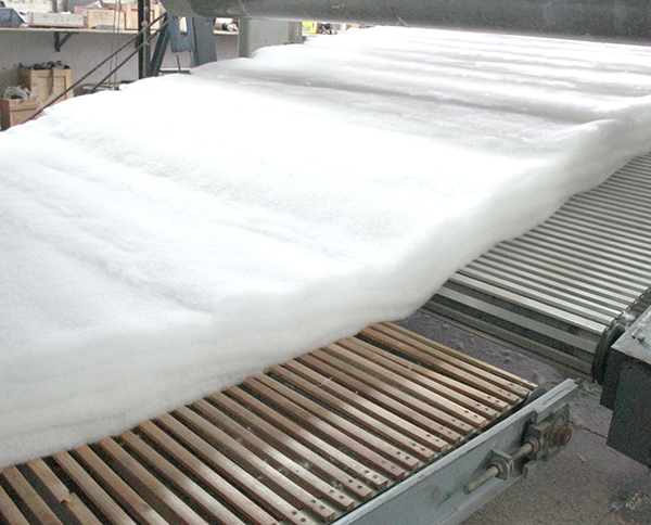 白色針刺無紡布生產(chǎn)設(shè)備 白色針刺無紡布生產(chǎn)設(shè)備