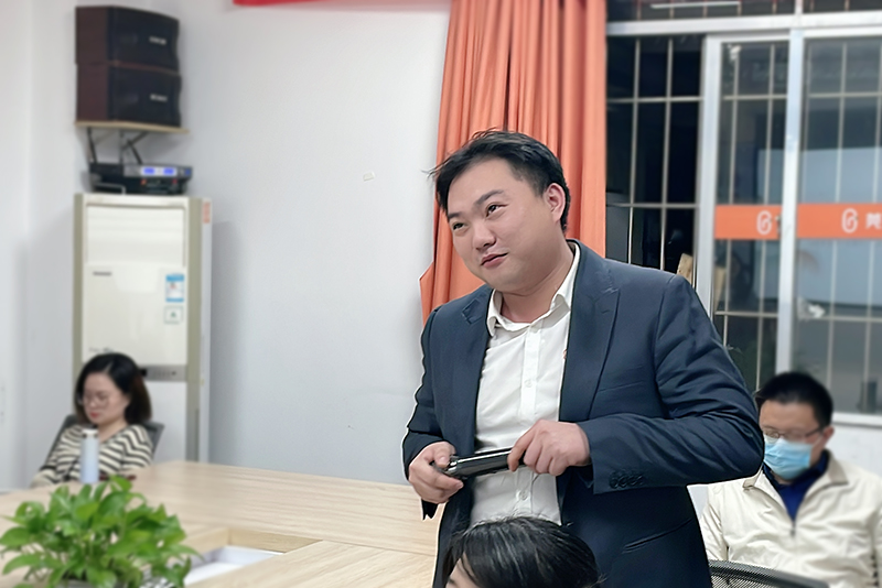 智成纖維第215期讀書會 智成纖維第215期讀書會