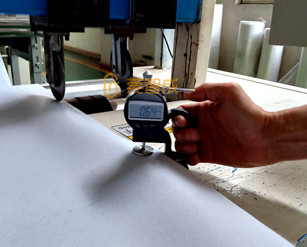 復(fù)合針刺無紡布2 復(fù)合針刺無紡布2