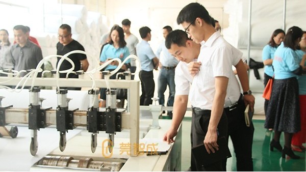 無膠棉生產(chǎn)廠家 無膠棉生產(chǎn)廠家