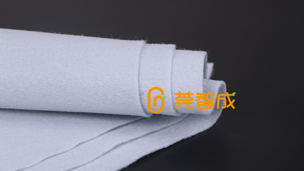 滌綸針刺氈表面光滑對(duì)運(yùn)行阻力有影響嗎？