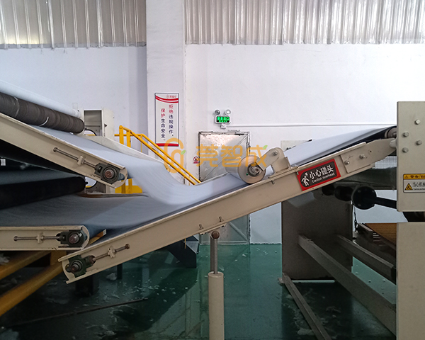 針刺無紡布車間 針刺無紡布車間