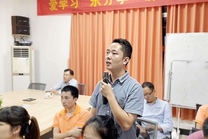 PMC部黃小龍 PMC部黃小龍