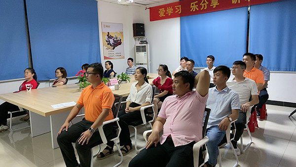 讀書，需要熱愛與堅持-寵物飲水機濾芯廠家