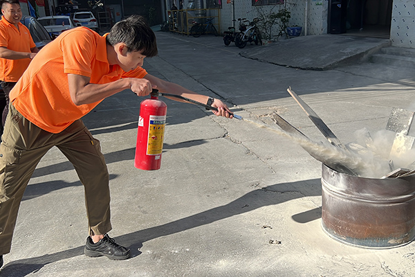 火災滅火器實操演練 火災滅火器實操演練