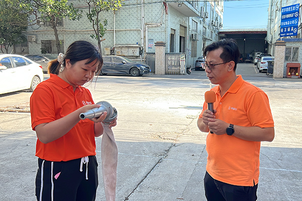 消防水帶的使用操練 消防水帶的使用操練